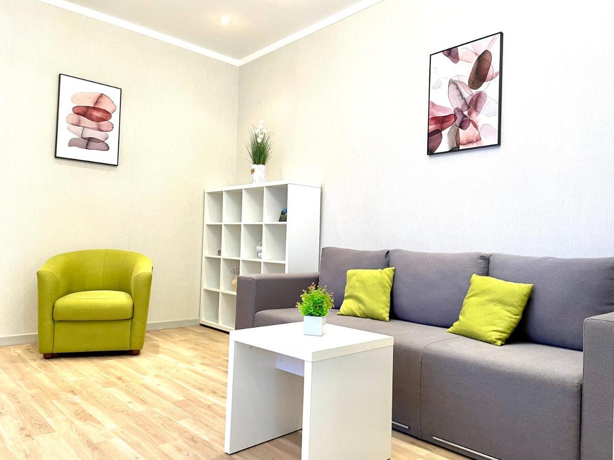 Navit Luxury Apartments With Breakfast Near The Railway Station, The City Center And The Park Киев Экстерьер фото