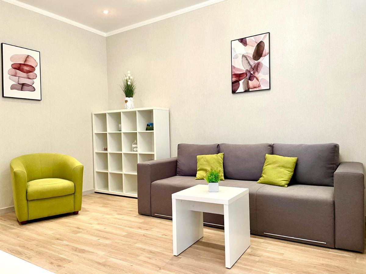 Navit Luxury Apartments With Breakfast Near The Railway Station, The City Center And The Park Киев Экстерьер фото